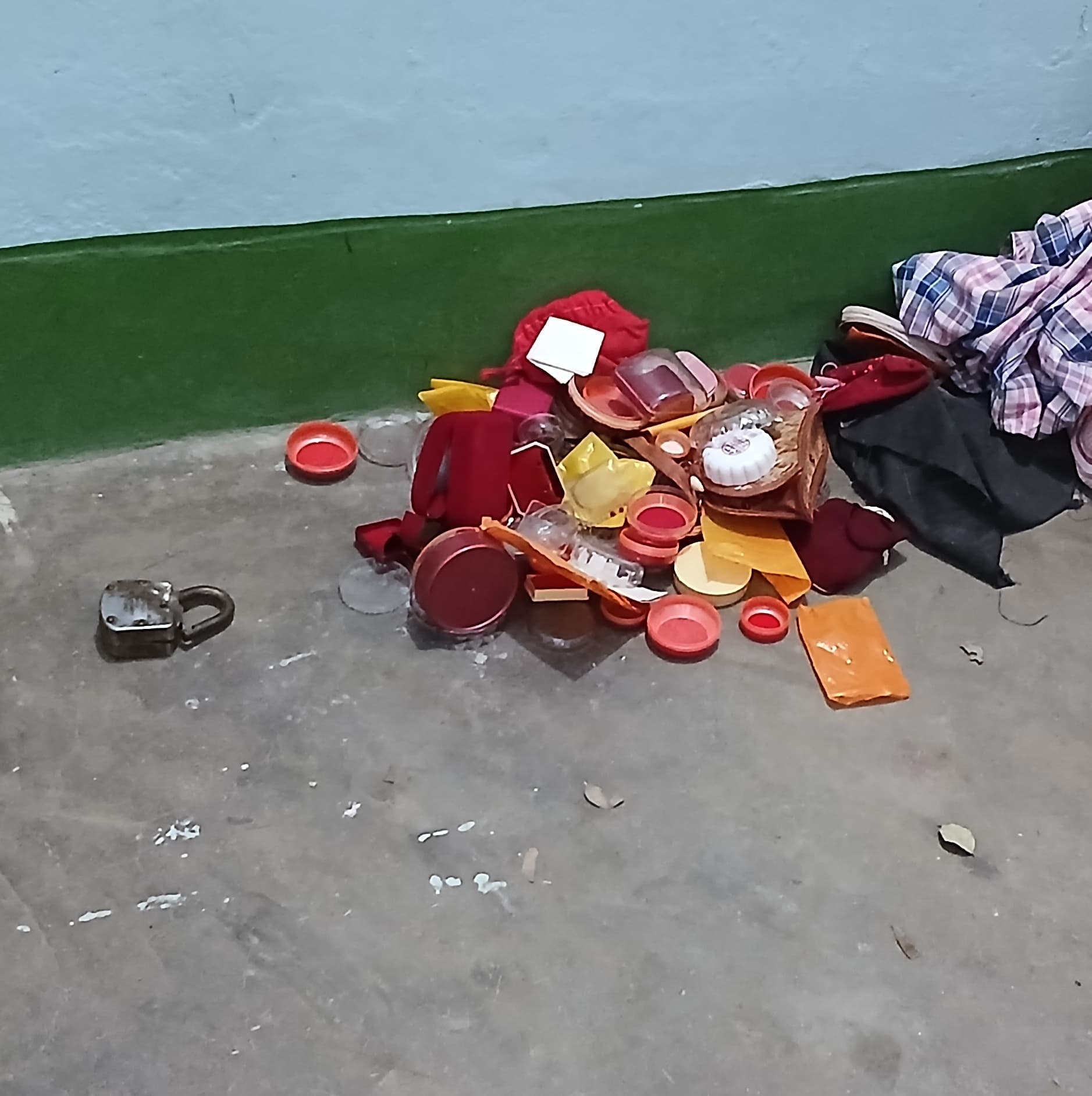 Aurangabad News : बैंक मैनेजर के बंद घर को चोरों ने बनाया निशाना