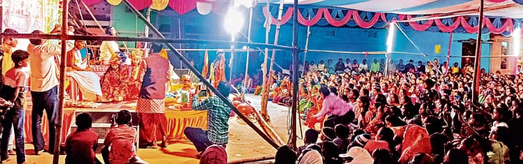 seraikela kharsawan news : सुदामा से भगवान ने मित्रता का धर्म निभाया; जिसके पास प्रेमधन, वह निर्धन नहीं हो सकता