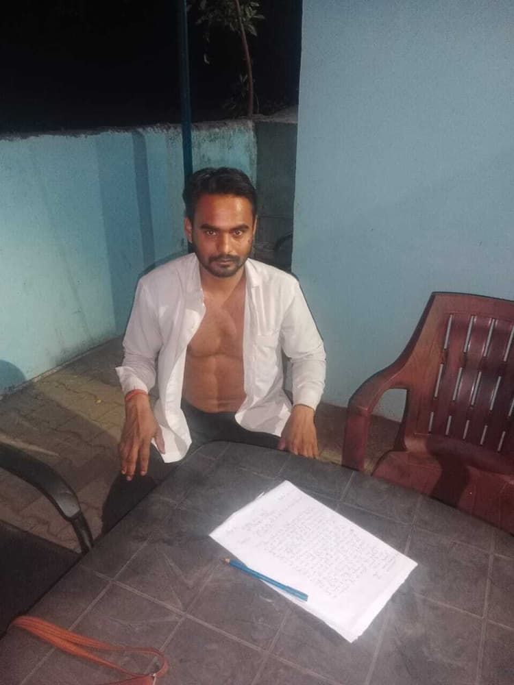 Jamshedpur News : बागबेड़ा : अधिवक्ता विनोद कुमार शाह के साथ दो युवकों ने की मारपीट