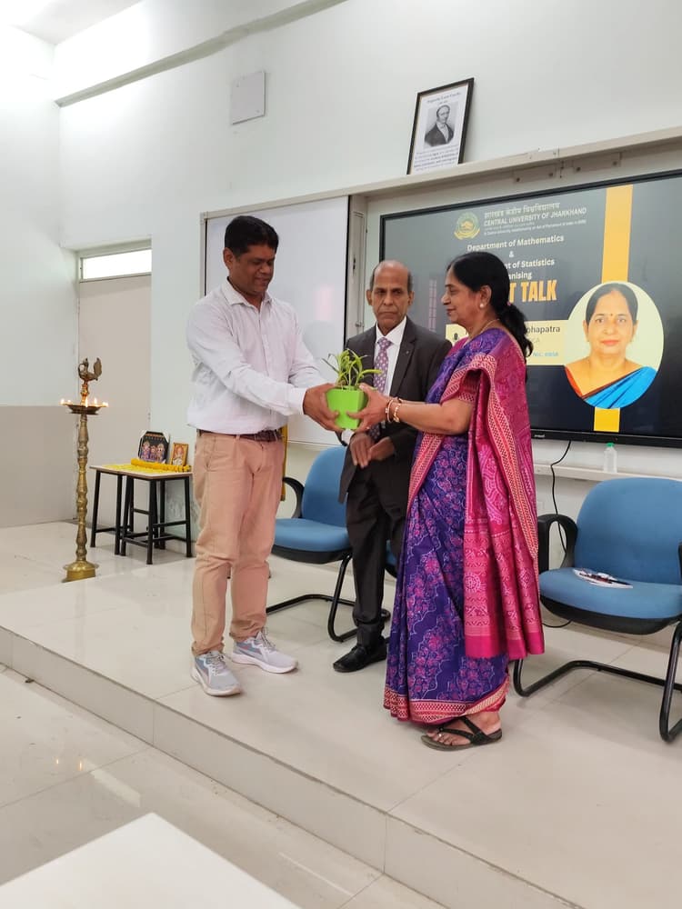 Education News : सीयूजे में डाटा साइंस के प्रयोग पर व्याख्यान