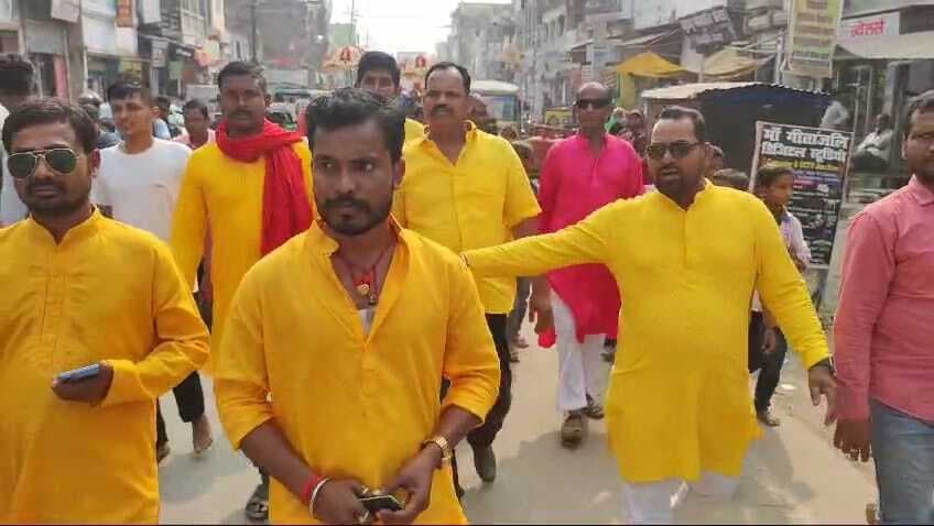 महादेव मंदिर में शिवलिंग की गयी स्थापना