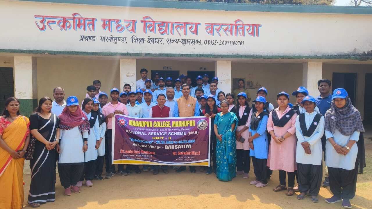 स्वयंसेवकों ने विश्वविद्यालय को दिलायी है एक नयी पहचान : प्रभारी प्राचार्य