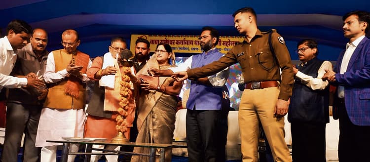 Gopalganj News : जय जय भगीरथ नंदिनी, मुनि-चय चकोर-चांदनी... मंत्र से कर्तानाथ महोत्सव का हुआ भव्य आगाज