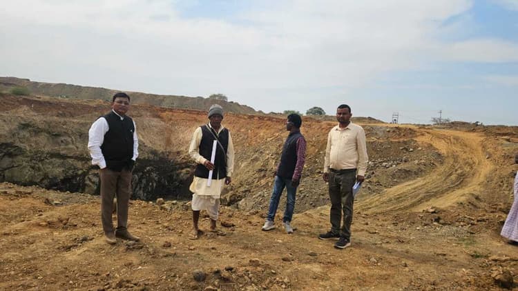Giridih News :एलआरडीसी ने पत्थर खदानों की जांच की