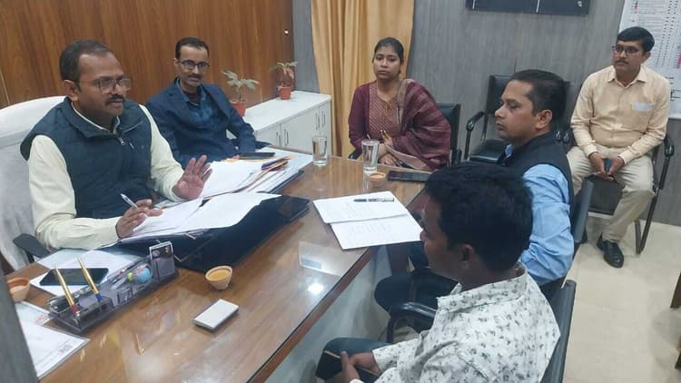 सीओ पर लगे आरोप की एडीएम ने की जांच, सात में दो शिकायतकर्ता रहे मौजूद