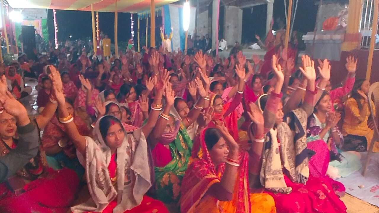 महापुराण सुनने मात्र से ही वंश में वृद्धि होती है : कथाव्यास