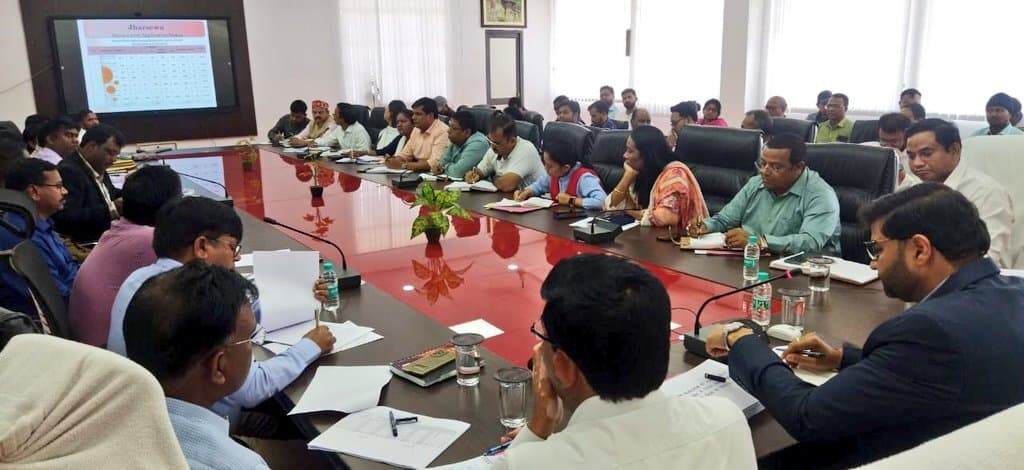 जिले में बेहतर कनेक्टिविटी सुनिश्चित करें इंटरनेट प्रदाता