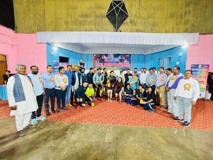 Badminton : केंद्रीय कर्मशाला बना चैंपियन, मुख्यालय रांची उप विजेता