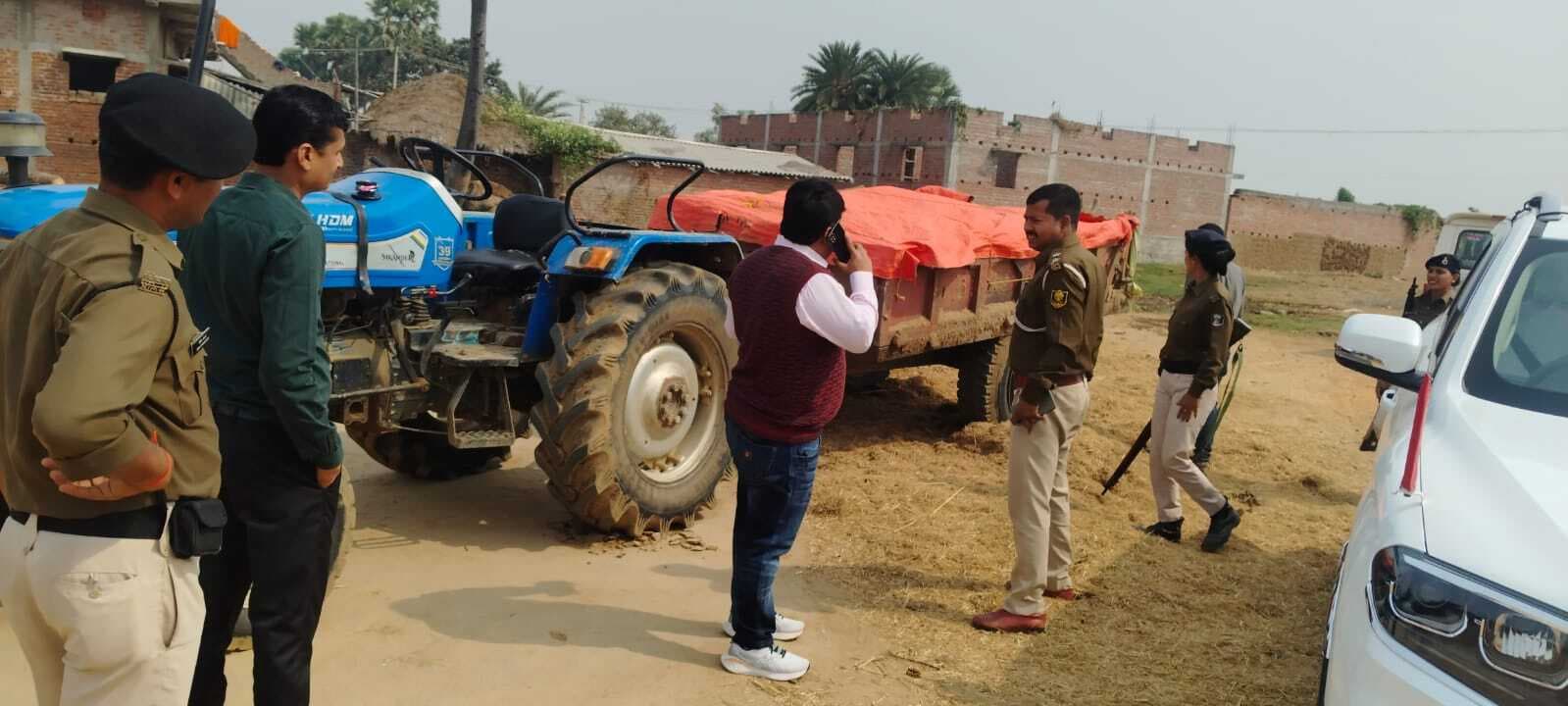 अवैध बालू लोड ट्रैक्टर जब्त