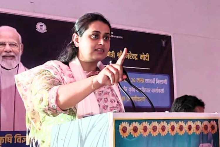 'माहौल बिगाड़ने वालों को बख्शा नहीं जाएगा', विधायक श्रेयसी सिंह ने जमुई पथराव घटना पर दी कड़ी चेतावनी