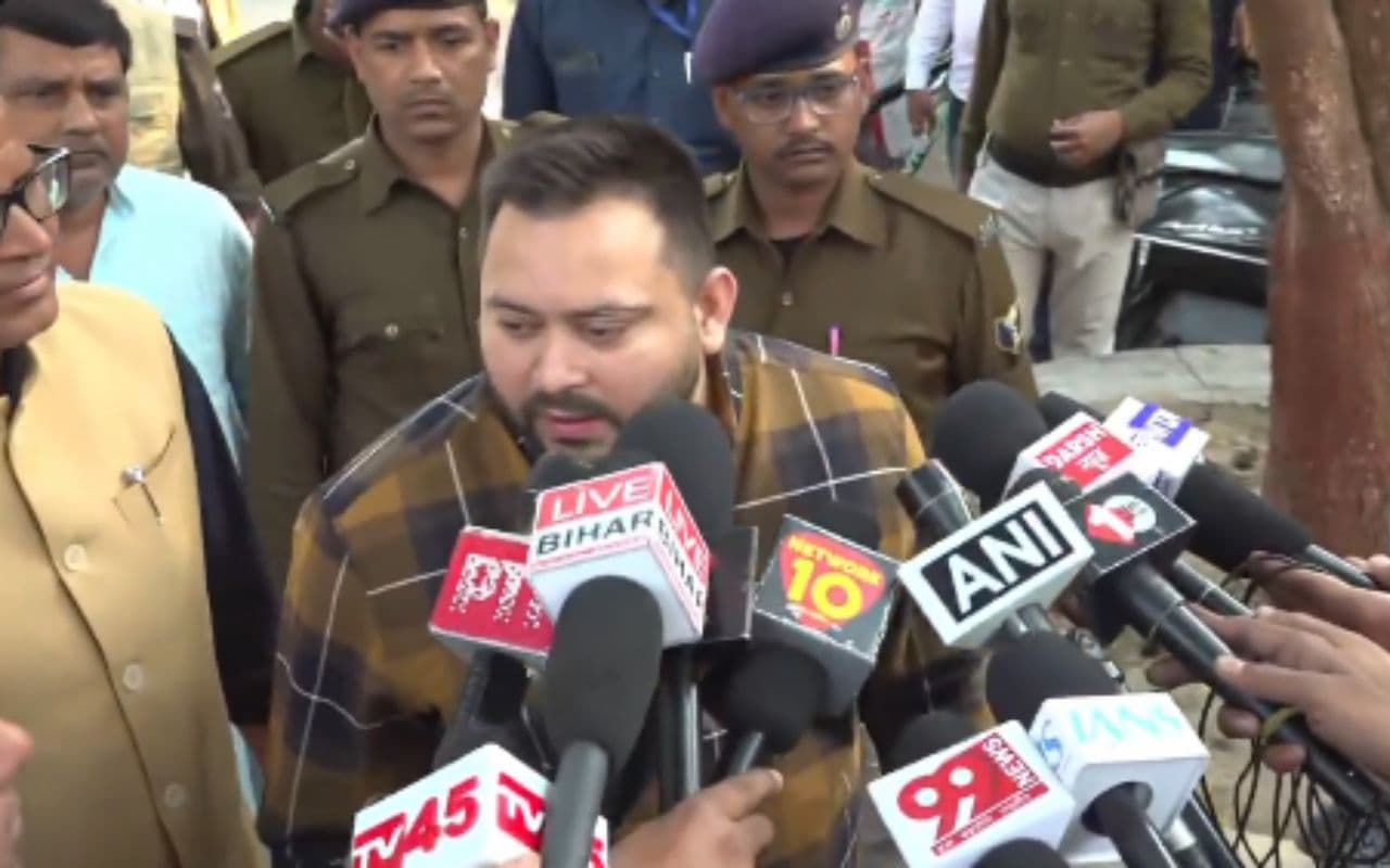 Bihar Politics: दिल्ली से पटना पहुंचते तेजस्वी यादव, ED की पूछताछ पर केंद्र पर बरसे