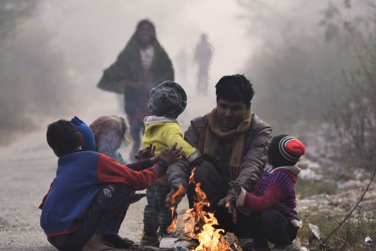 Weather Alert: झारखंड में 24 घंटे में 3 डिग्री तक गिरेगा तापमान, जानें कैसा रहेगा कल का मौसम
