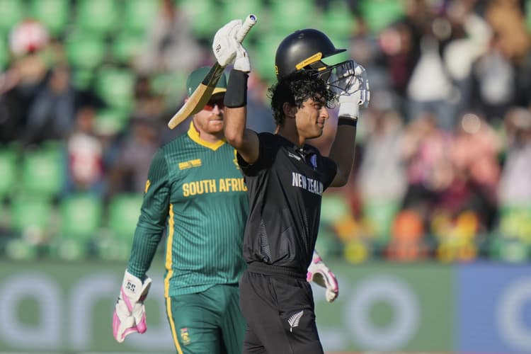 जो पहले कभी नहीं हुआ, उसे रचिन रवींद्र ने कर दिखाया, दक्षिण अफ्रीका के खिलाफ शतक जड़ बनाया बड़ा रिकॉर्ड