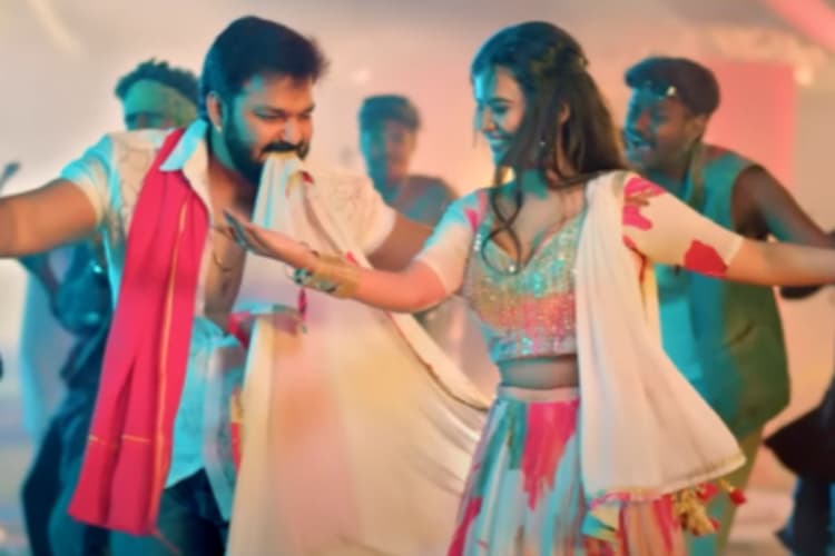 Bhojpuri Holi Song: होली पर धमाल मचाएगा पवन सिंह का नया सॉन्ग 'लहंगवा लाल हो जाई', फैंस बोले- पावर स्टार के गाने के बिना…