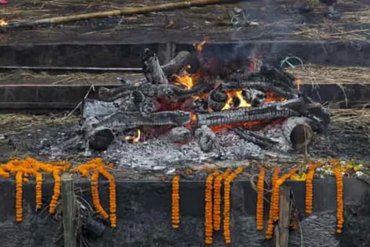 Bihar News: मौत के 60 दिनों बाद हुआ व्यक्ति का अंतिम संस्कार, खराब हो चुकी थी शव की स्थिति