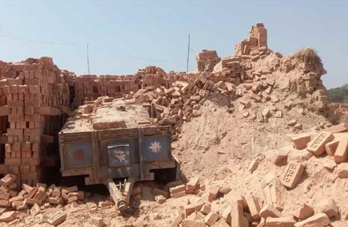 Accident: मधुबनी के अरेर में हुआ बड़ा हादसा, ईंट भट्ठा की दीवार के नीचे दबे कई मजदूर