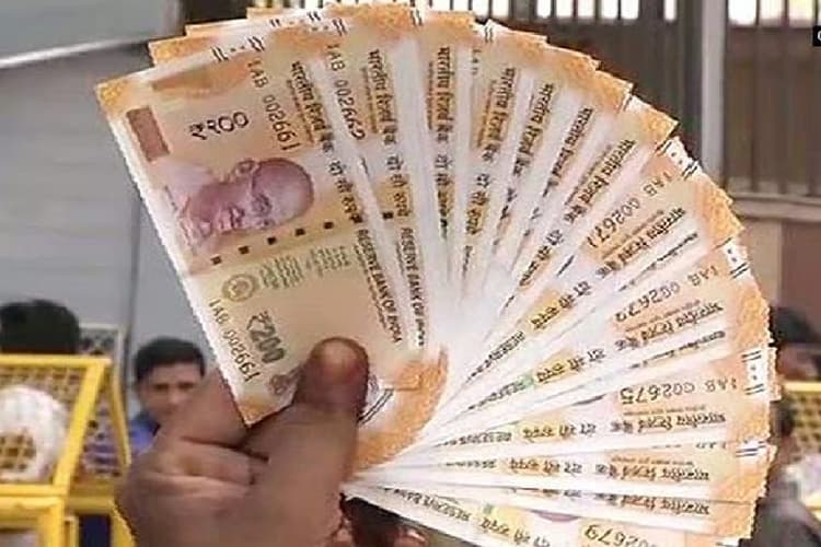 DA Hike: बंगाल के सरकारी कर्मचारियों के डीए में 4% बढ़ोतरी, असंतुष्ट कर्मचारियों ने किया हड़ताल का ऐलान