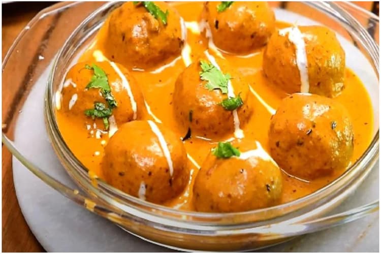 Malai Kofta Recipe: बेजोड़ स्वाद और रेस्टोरेंट जैसे मलाई कोफ्ते को बनाएं घर पर, जानें आसान तरीका