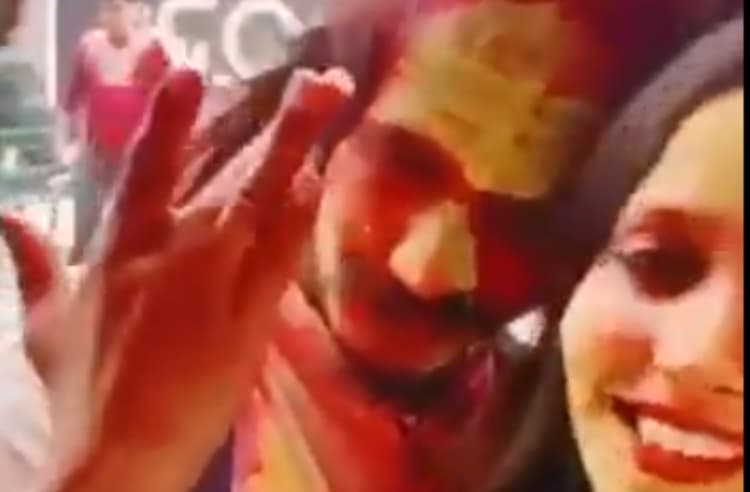 मुस्कान ने की गजब की बेवफाई, कत्ल के बाद खेली होली, Video हुआ वायरल