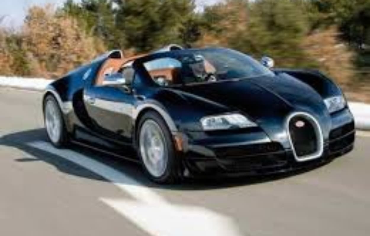 इस व्यक्ति के पास है भारत की सबसे महंगी कार... कीमत जानकार फटी रह जाएंगी आंखे