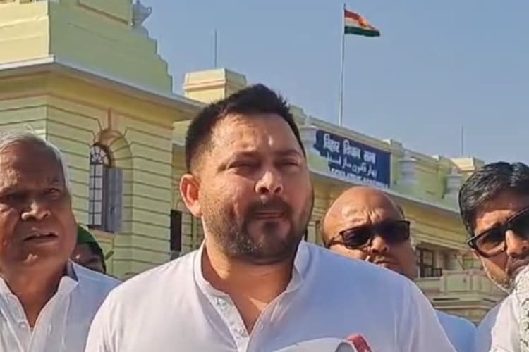 बजट पर नेता प्रतिपक्ष तेजस्वी यादव का तंज, हमें बिहार की चिंता, उन्हें सरकार बचाने की