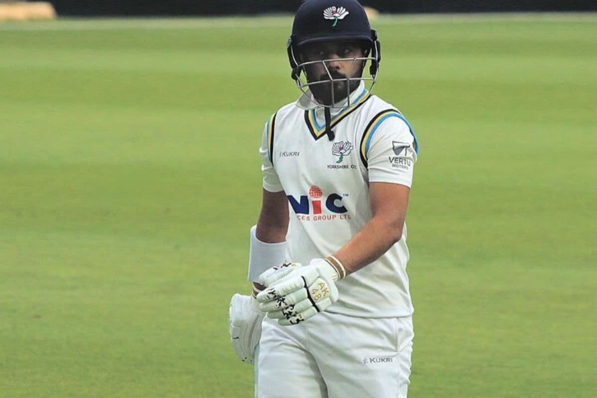 रावलपिंडी में अनोखा कांड! सऊद शकील ‘झपकी’ के चक्कर में बिना खेले ही आउट