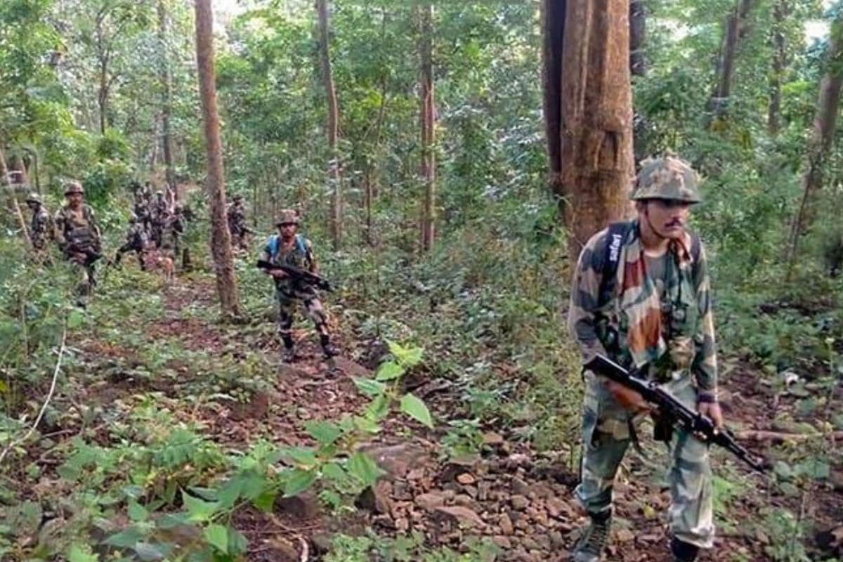 छत्तीसगढ़ में सुरक्षाबलों की बड़ी कार्रवाई, 22 नक्सली ढेर