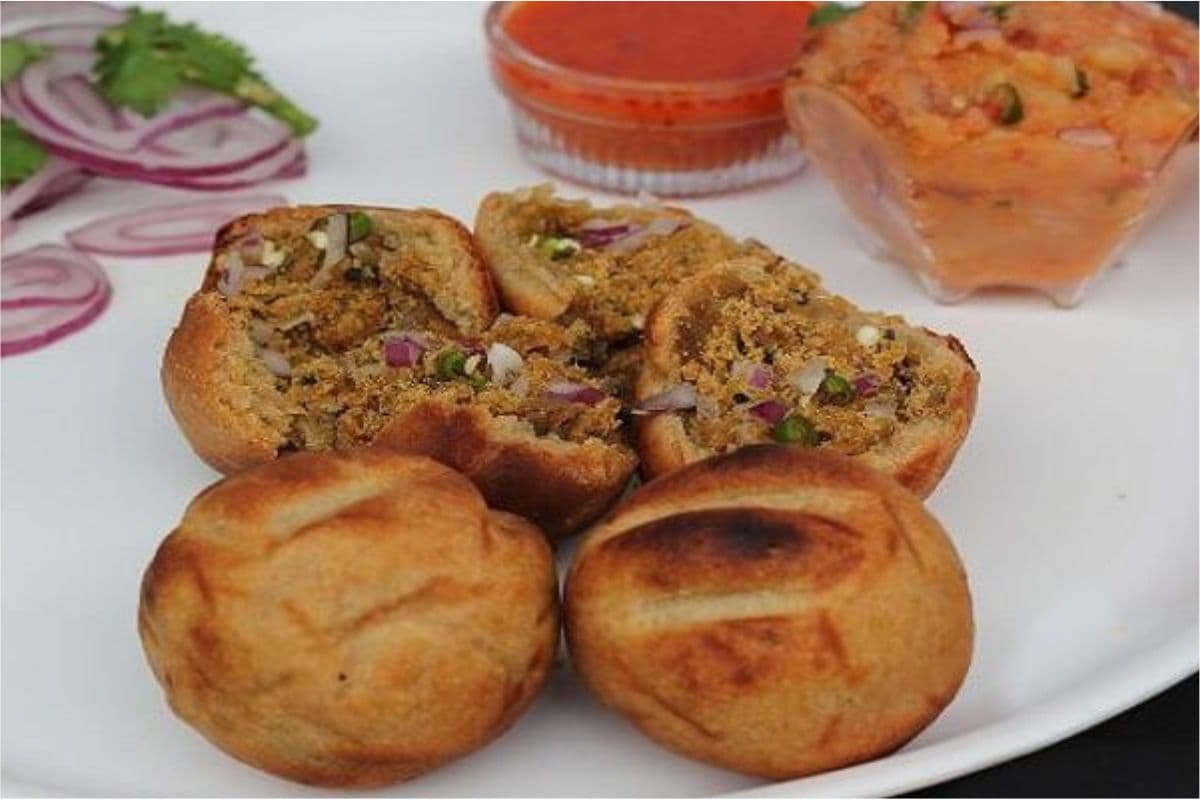 बिहार दिवस 2025: लिट्टी चोखा से लेकर खुरमा तक का चखेंगे स्वाद, यहां लग रहा बिहारी व्यंजनों का मेला