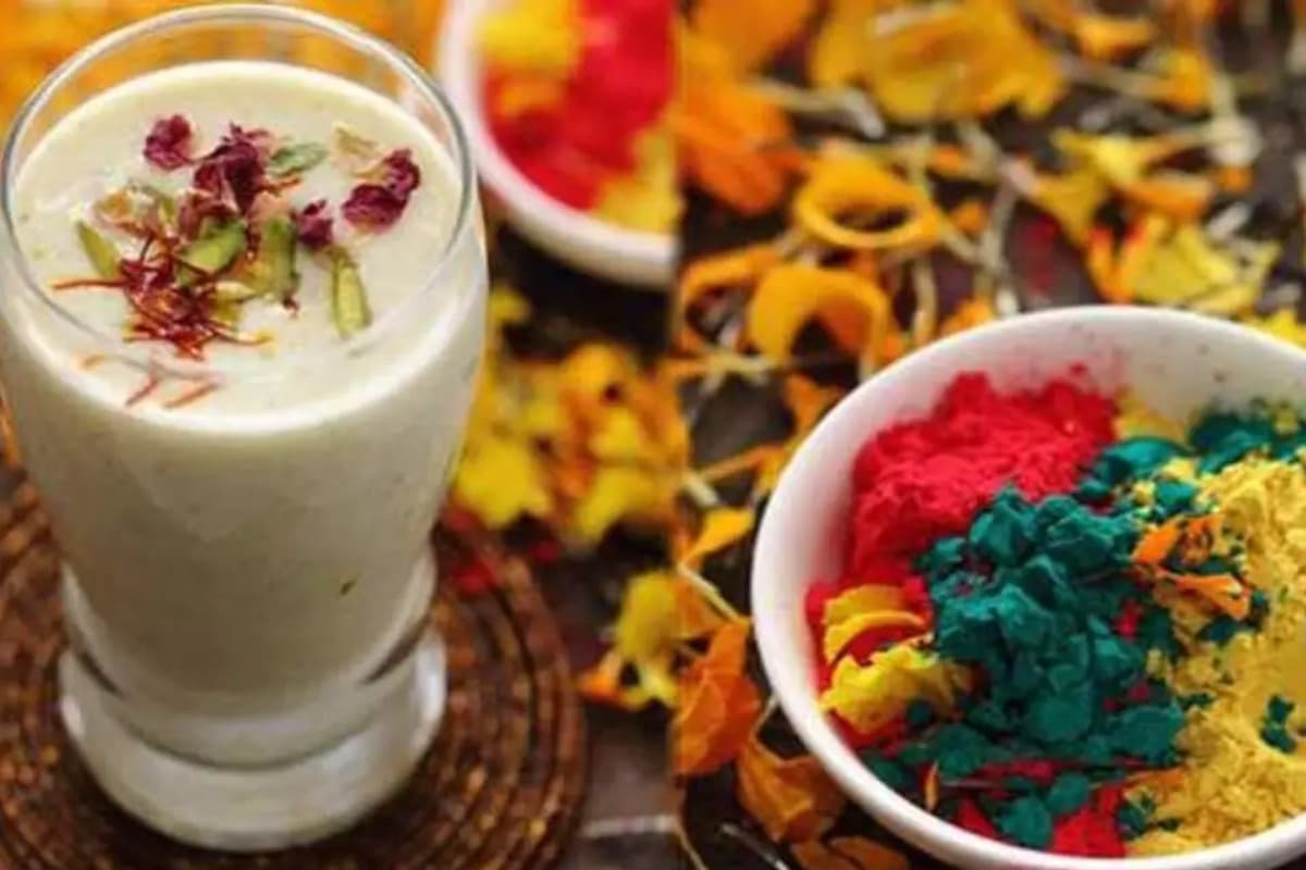 Holi Special Thandai: स्वाद से भरपूर झटपट बनाएं देसी ठंडई, लोग करेंगे वाह-वाह, देखें रेसिपी
