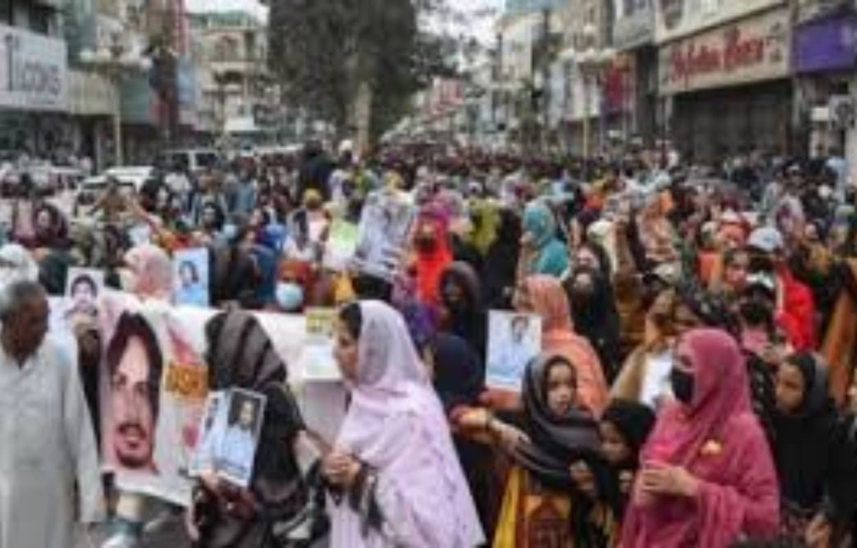 11 के इस बच्ची से क्यों थर्राता है पाकिस्तान, हिल जाती है सरकार की नसें