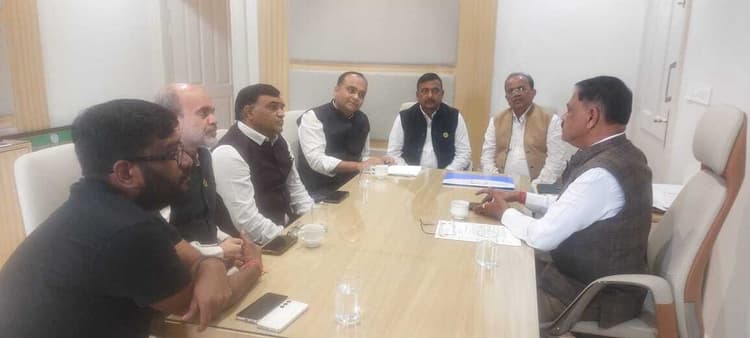 Jamshedpur News : कोल्हान में पर्यटन की असीम संभावनाएं, उद्योग का दर्जा दे सरकार : विजय मूनका