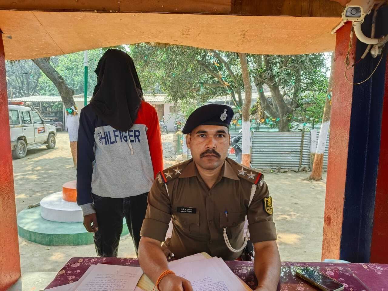 चोरी के समान के साथ चोर को किया गिरफ्तार