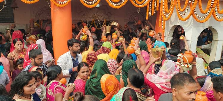 महाशिवरात्रि के चौठारी में उमड़ी श्रद्धालुओं की भीड़, एसडीओ ने खोली गांठ