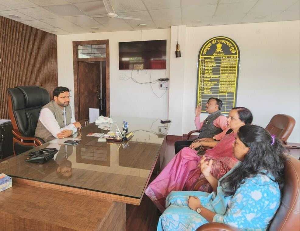 बच्चों को अधिकार व सुरक्षा प्रदान करें