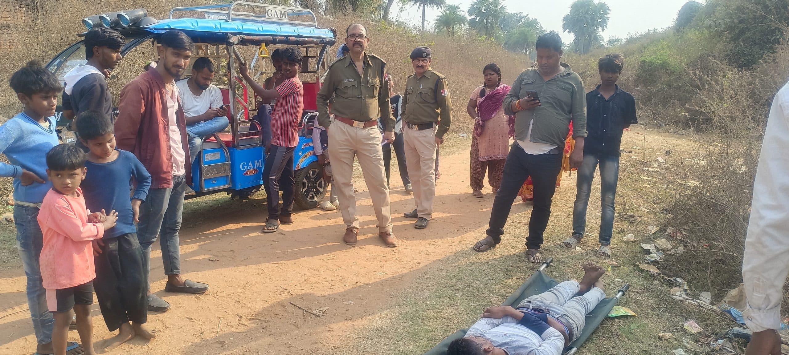 Deoghar news : चलती ट्रेन से गिरकर युवक हुआ घायल, अस्पताल में कराया भर्ती