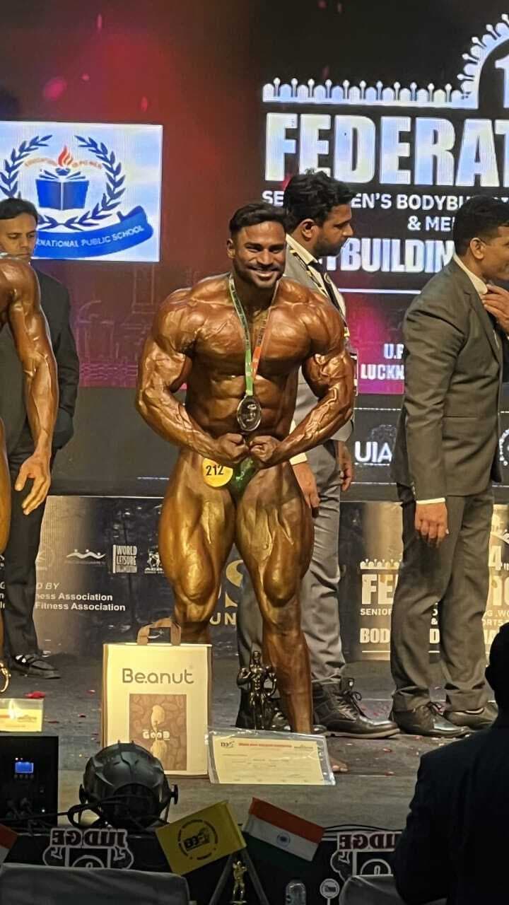 BODY BUILDING BRAJESH PATHAK : फेडरेशन कप बॉडी बिल्डिंग चैंपियनशिप में प्रशांत ने जीता रजत पदक