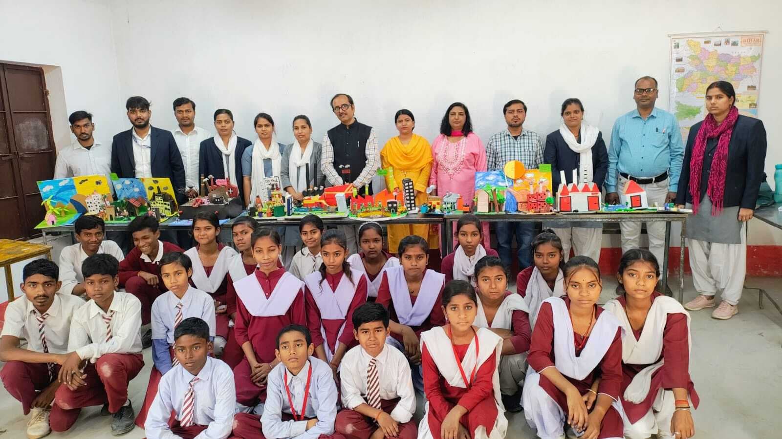 सामाजिक विज्ञान की अवधारणाओं को समझने में आसान बनती है प्रदर्शनी