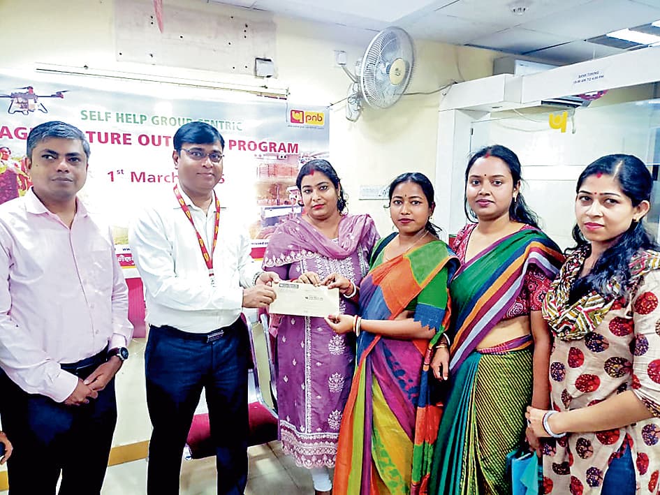 पीएनबी के एग्रो आउटरीच प्रोग्राम में बताया सस्ता कर्ज ले सकते हैं किसान