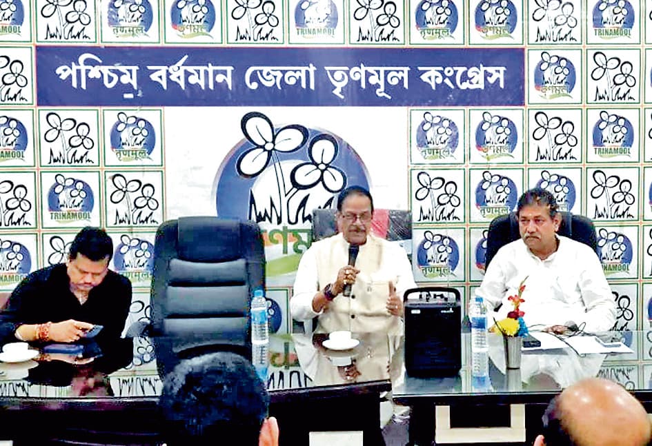 मतदाता-सूची को लेकर जिला प्रशासन के कामकाज की निगरानी करेगी तृणमूल कांग्रेस