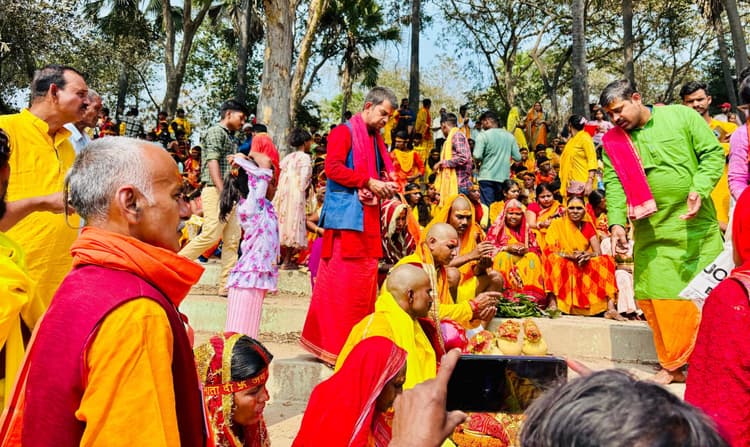 Aurangabad News: जलभरी यात्रा के साथ शतचंडी महायज्ञ शुरू, माहौल भक्तिमय