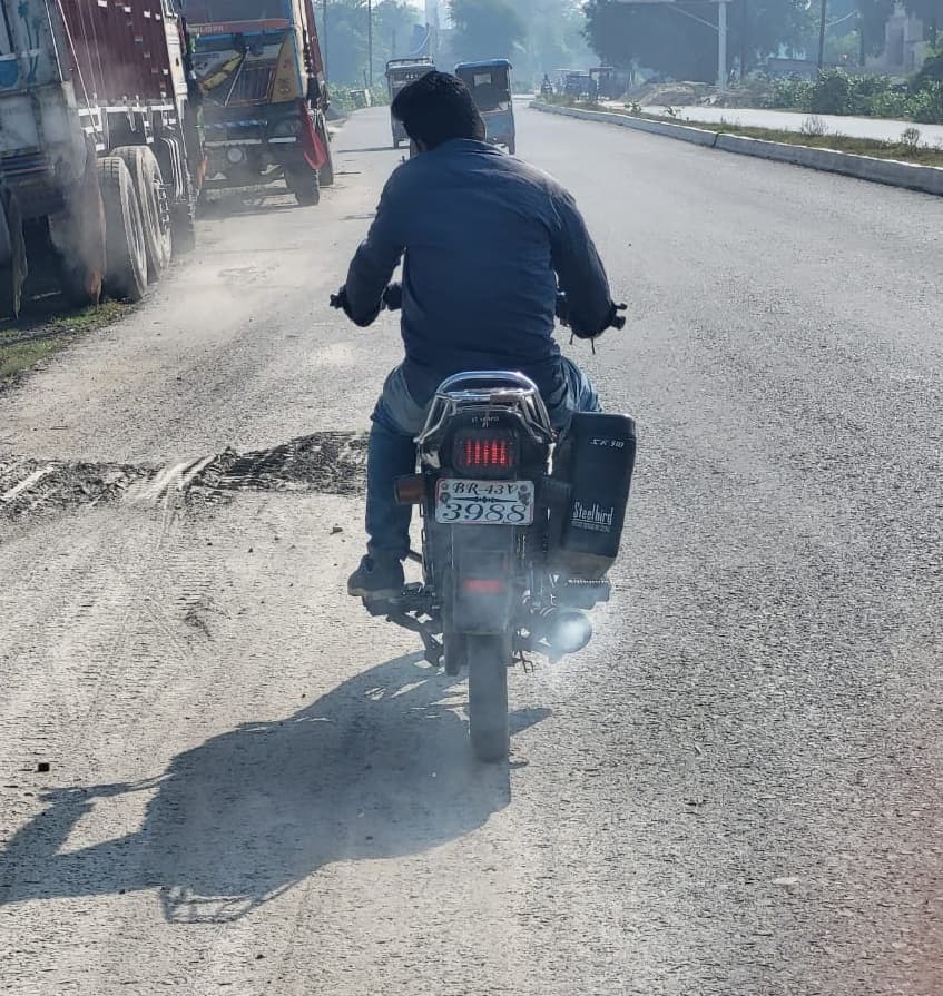 पुराने एवं कंडम वाहन से गंभीर वायु प्रदूषण का खतरा, बचाव की है जरूरत