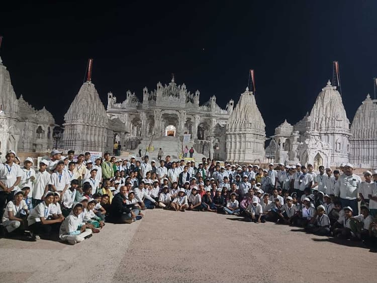 दो दिवसीय शैक्षणिक भ्रमण से लौटे छात्र