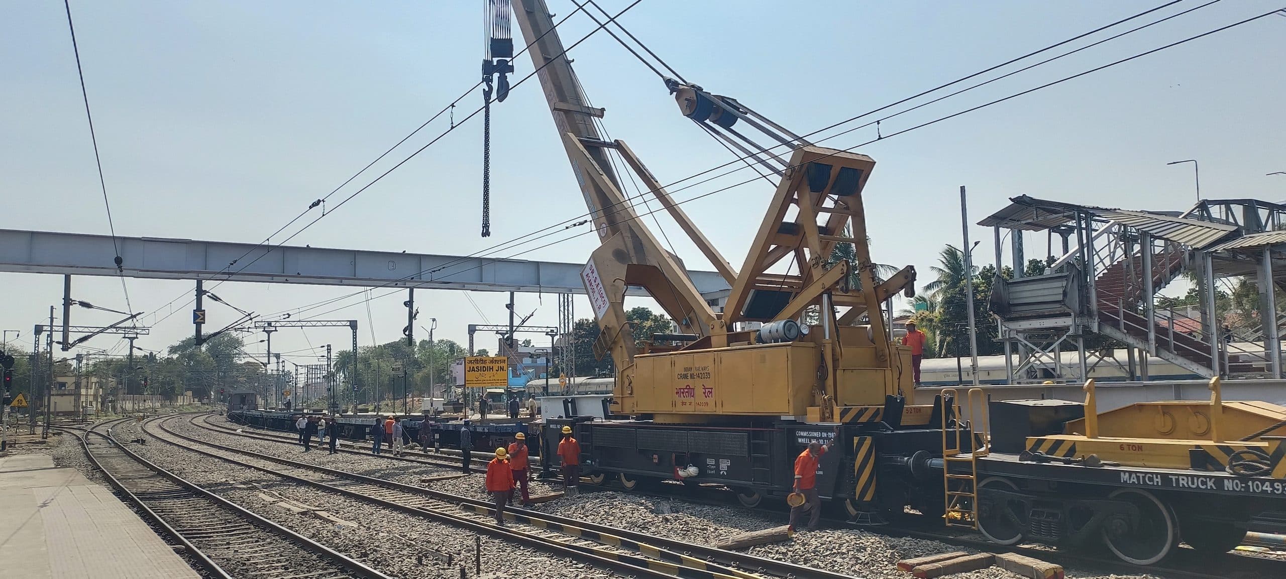 Deoghar News : सात घंटे के पावर ट्रैफिक ब्लॉक से ट्रेनों का थमा पहिया, परेशान रहे यात्री