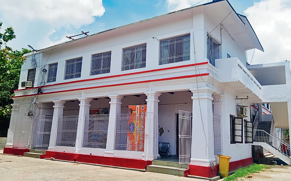 Chapra News : नगर निगम में सफाईकर्मियों की संख्या पर संदेह, जांच की उठी मांग