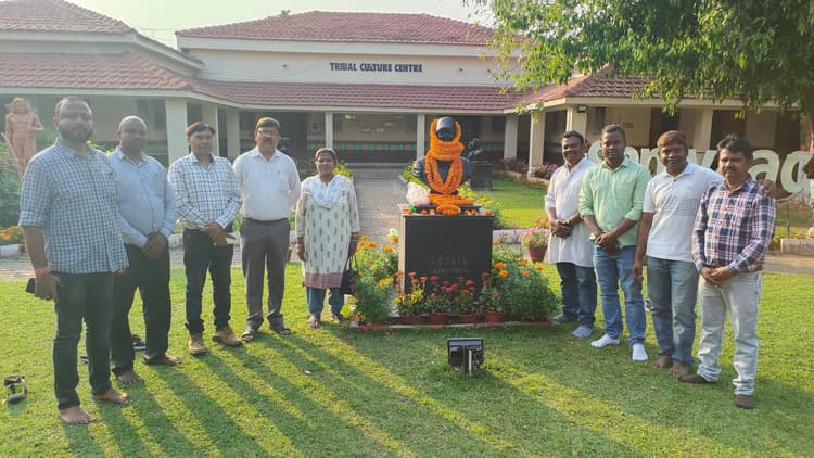 Jamshedpur News : ट्राइबल चेंबर ने जेएन टाटा को दी श्रद्धांजलि