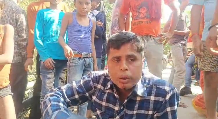 हथियार के बल पर बंधन बैंक कर्मी से 1.5 लाख की लूट