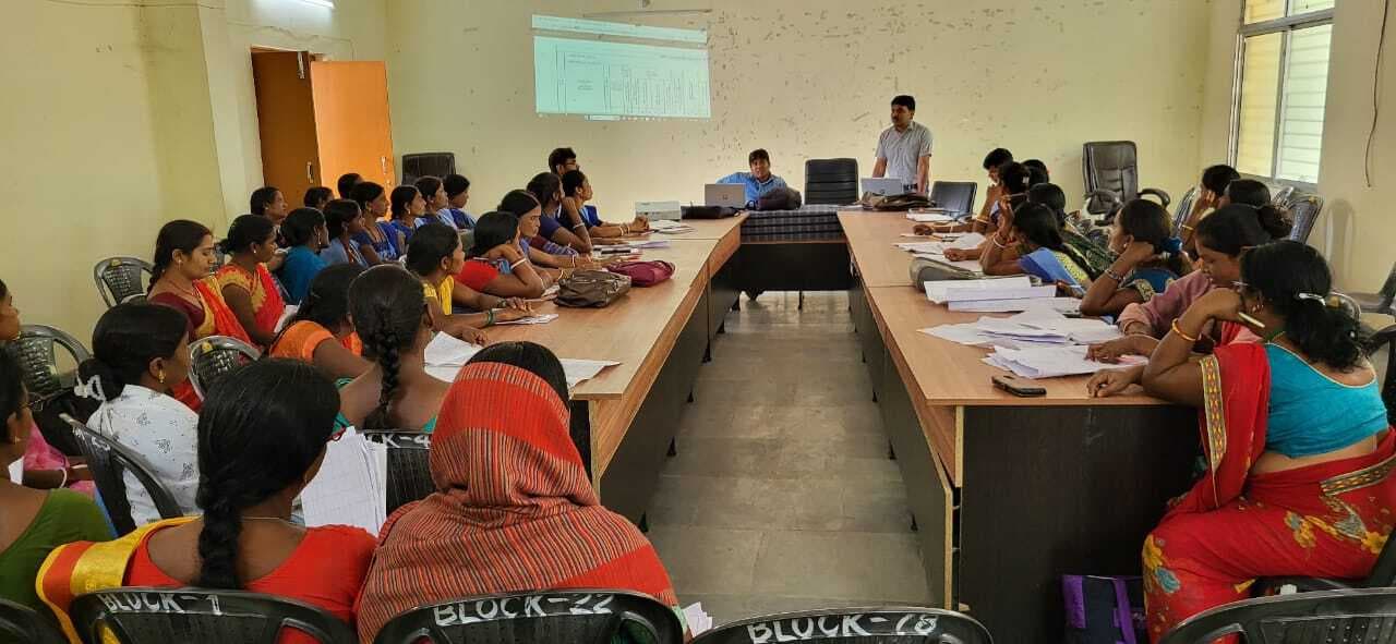 कचरा निस्तारण पर प्रशिक्षण कार्यक्रम