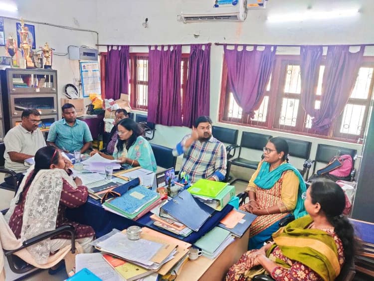 chaibasa News : महिला कॉलेज में जिला स्तरीय युवा संसद कार्यक्रम 17-18 को