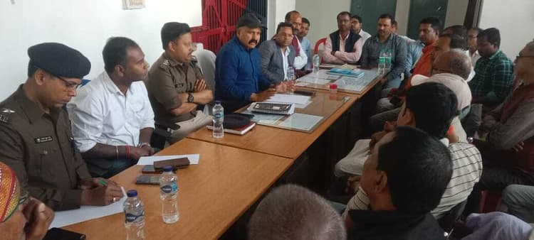 होली में माहौल बिगाड़ने वालों पर प्रशासन की रहेगी निगाह : एसडीएम