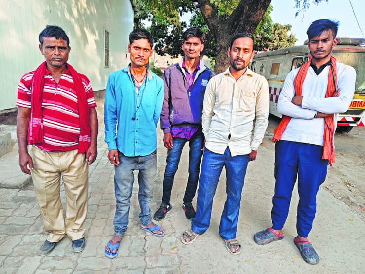 आरा जंक्शन के पास ट्रेन से गिरकर बेटी की ससुराल जा रहे पिता की मौत